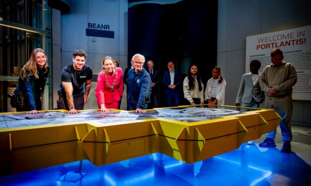 Portlantis feestelijk geopend