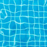 Medewerkers Nobian staan zwembad bij