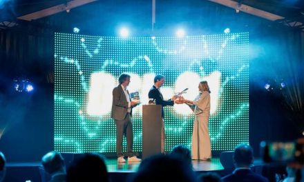 Bouw nieuwe fabriek nu ook feestelijk gestart